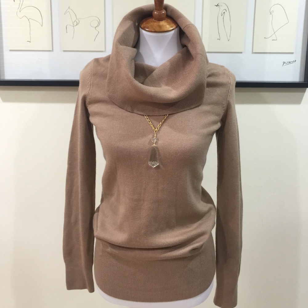 French Connection turtle neck - Picture 2 of 3